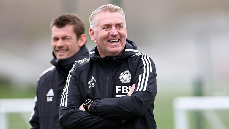 Thay mới HLV Leicester, “Bầy cáo” vẫn xuống hạng đáng tiếc 4 Dean Smith được lựa chọn cho vai trò của HLV Leicester nhưng vẫn không trụ hạng nổi
