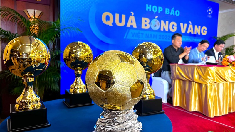 Quả bóng vàng Việt Nam là giải thưởng danh giá cho cá nhân các cầu thủ Quả bóng vàng Việt Nam là giải thưởng danh giá cho cá nhân các cầu thủ