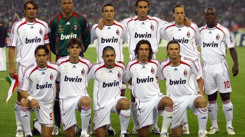 Danh sách cầu thủ AC Milan 2007 gồm nhiều cái tên hàng đầu